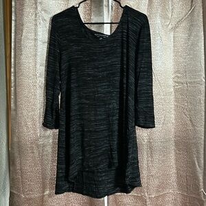 Long sleeve Long T shirt. size XL